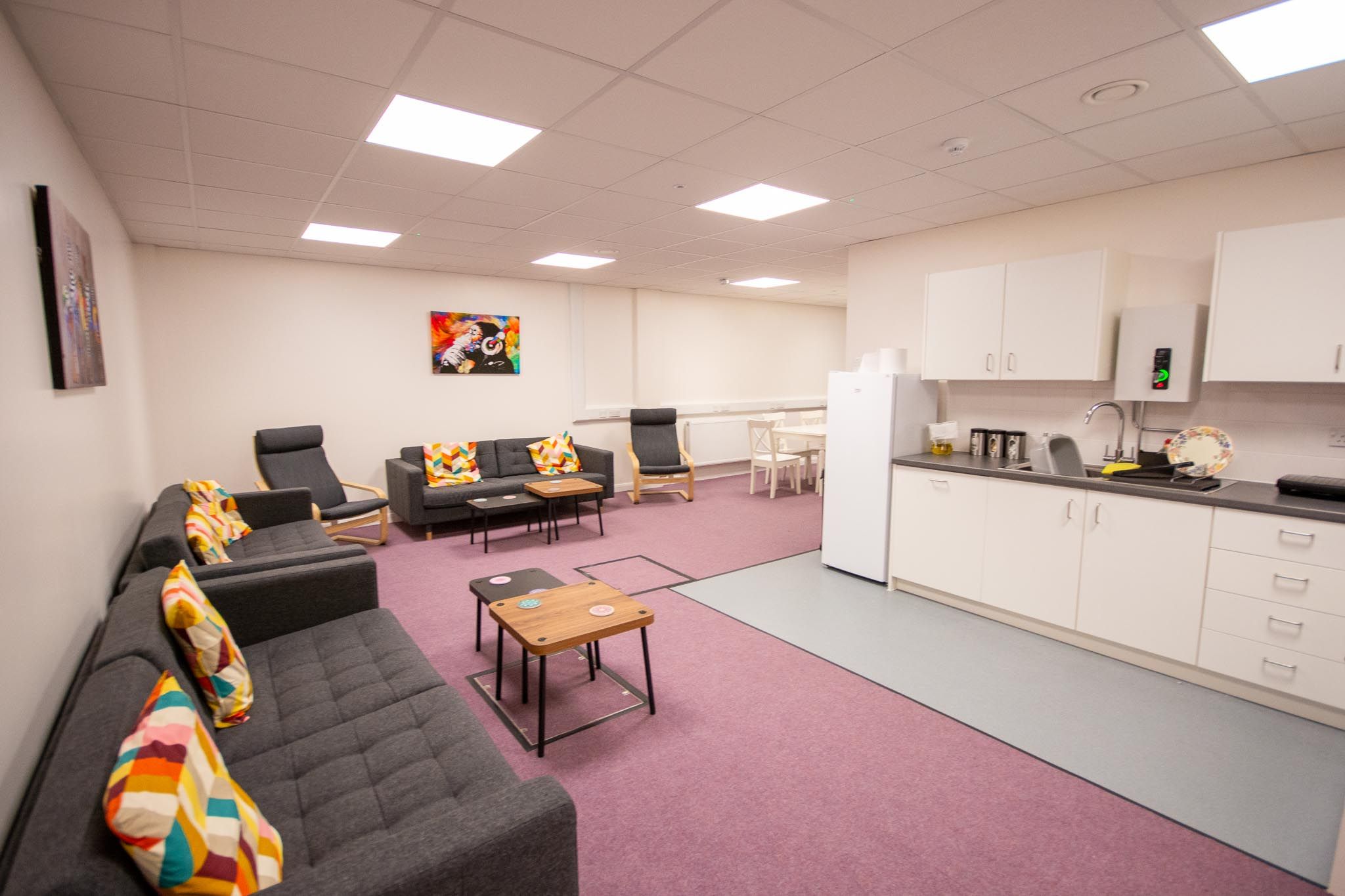Phoenix Primary School Staffroom and ICT Suite