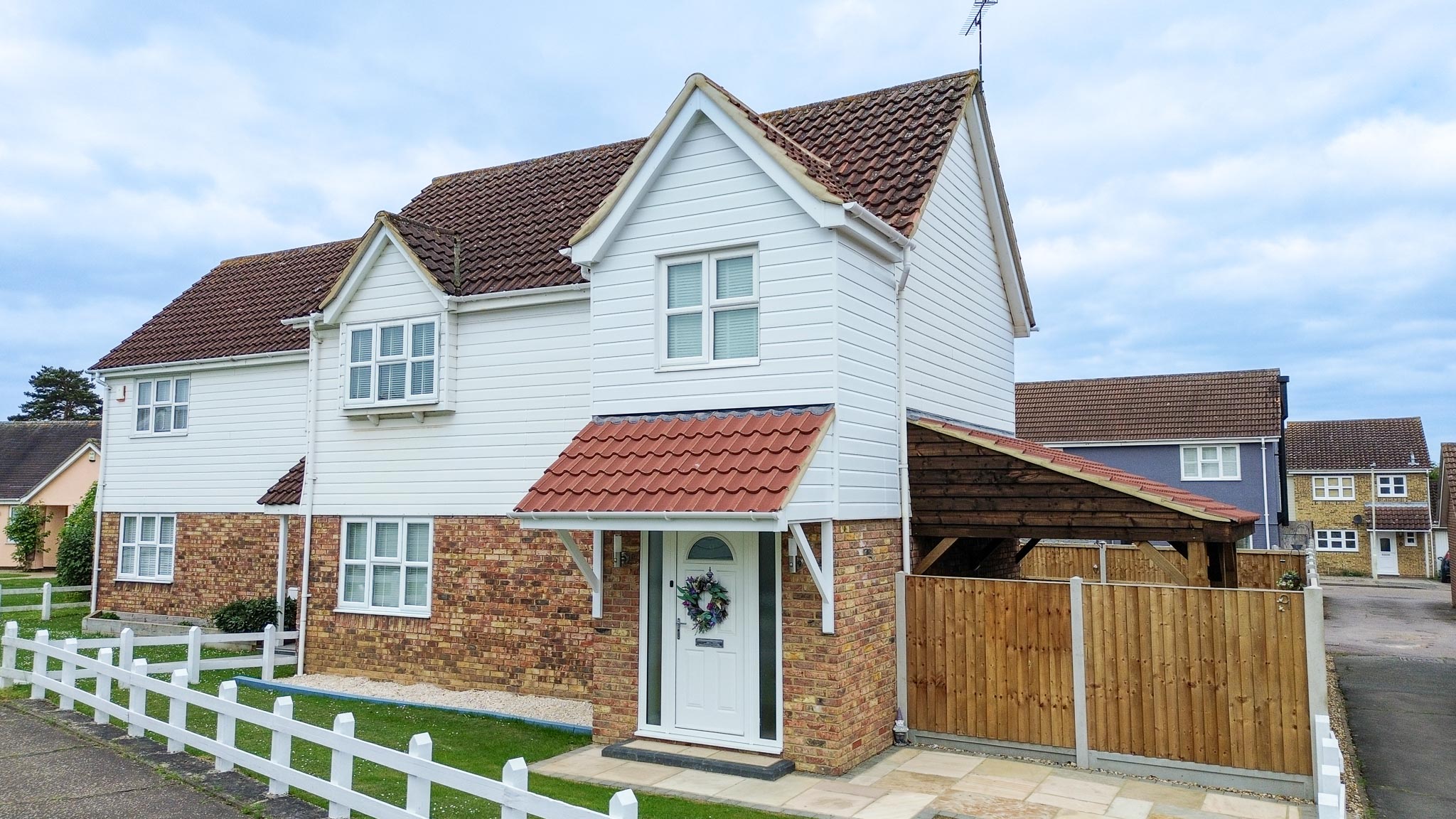 Side Snug Extension & Extended New Porch